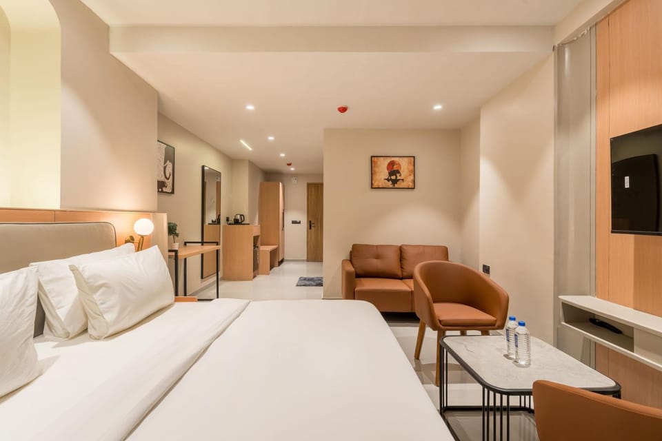 TV and multimedia, Photo of the whole room, Bedroom