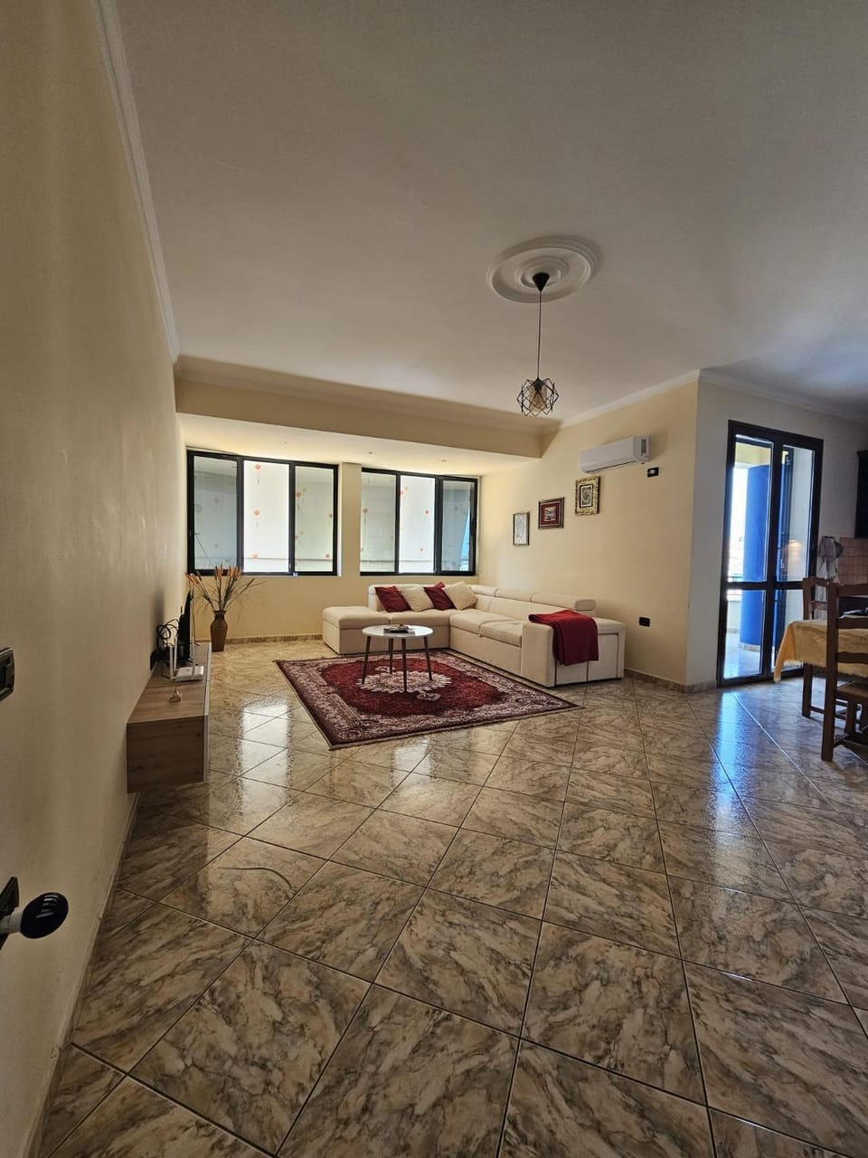 Ladybug House Apartment in Vlorë