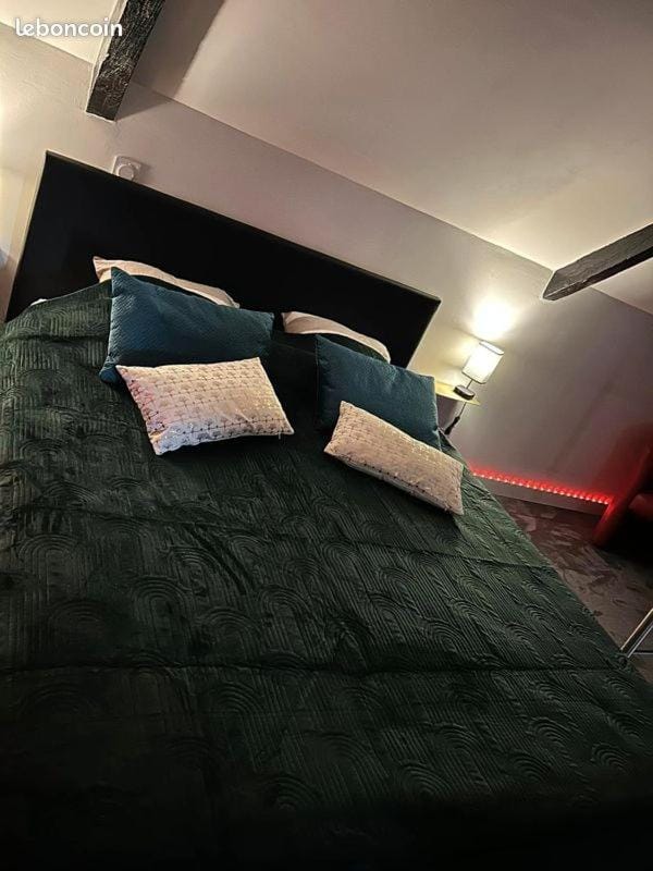 Le Petit Quiou Love hotel in Brittany