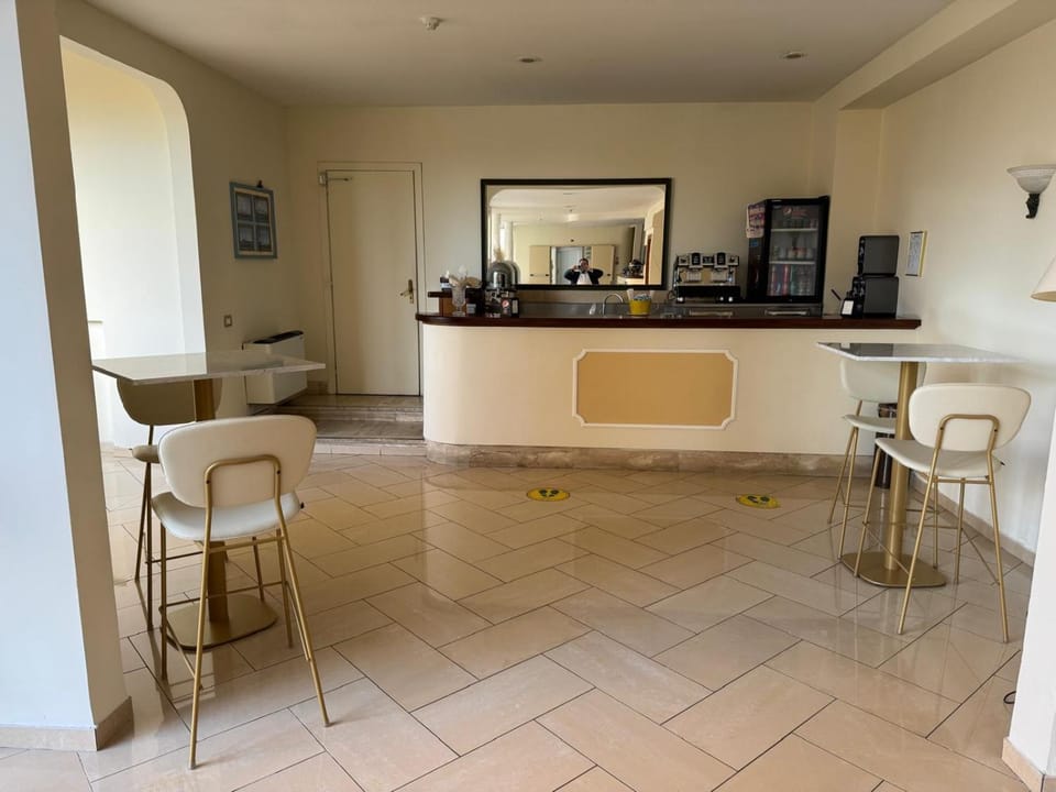 Lounge or bar
