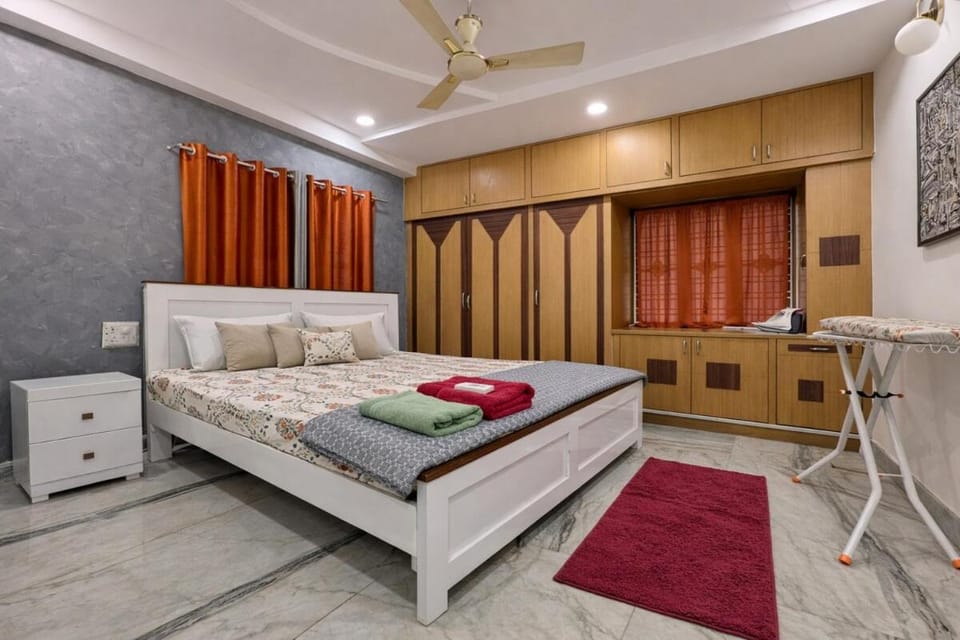 Vintage 3BHK Near Capital Park & Rameswaram-Cafe 302 Apartment in Hyderabad