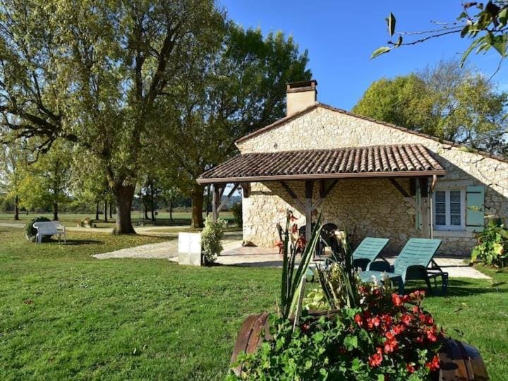 Bienvenue au gîte Les Bouygues House in Bergerac