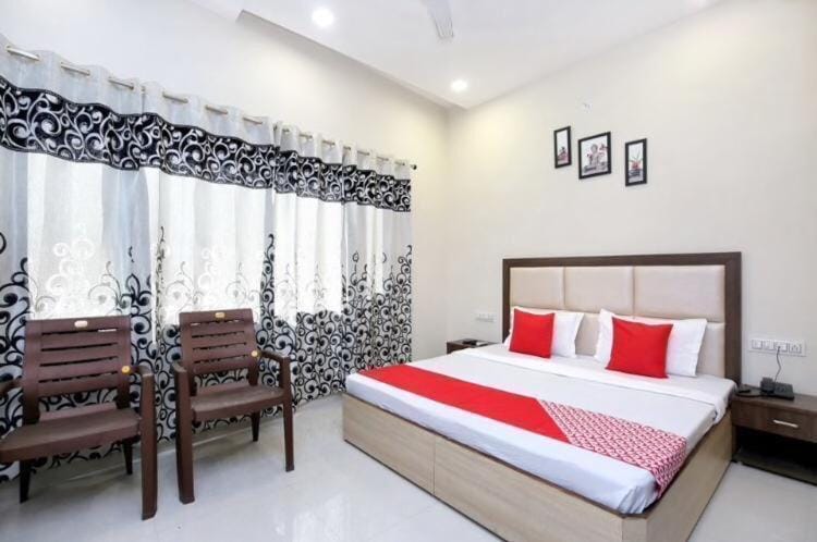 The Amritsar View Hotel near Golden Temple Hotel in Punjab, India