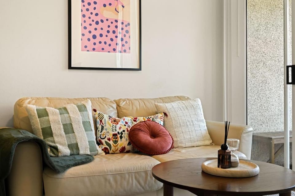 Best location in Bondi Beach with free parking Apartment in Sydney