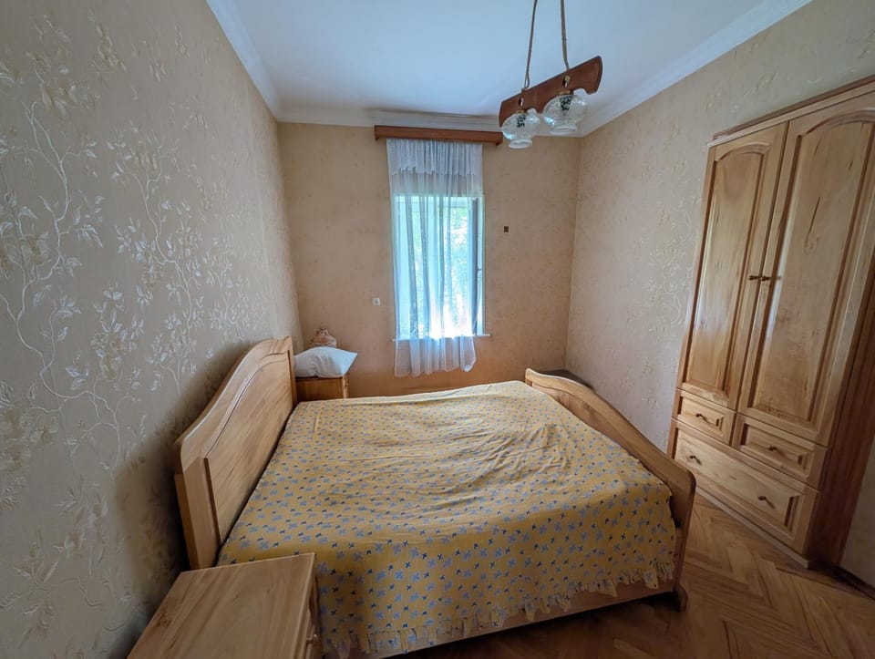 Bed, Photo of the whole room, Bedroom, wardrobe
