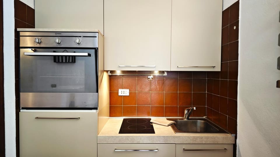 Hostdomus - Casa Grangesises Apartment in Piedmont