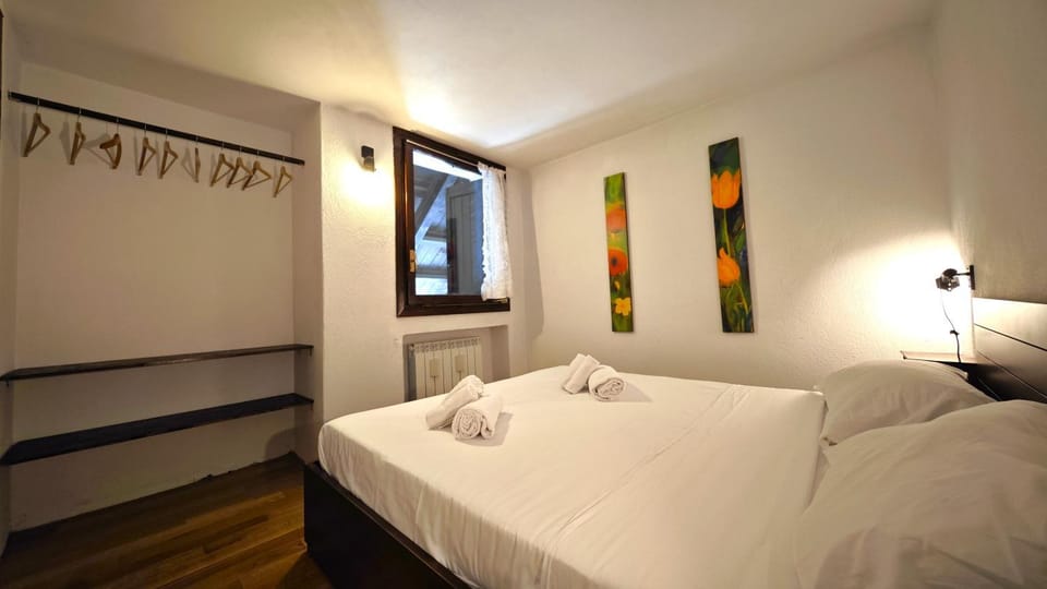 Hostdomus - Casa Grangesises Apartment in Piedmont