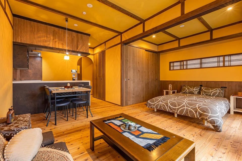 Smith Oasis Waterfall Retreat - Private Villa for 17 Guests Villa in Osaka