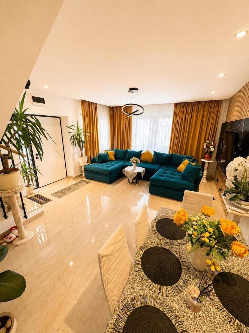 TV and multimedia, Living room