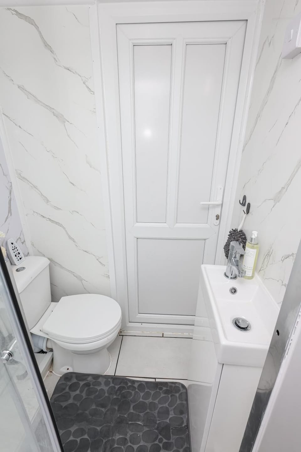 Aklass Luxury Stay - 4 BEDROOM HOUSE, WOLVERHAMPTON Vacation rental in Wolverhampton