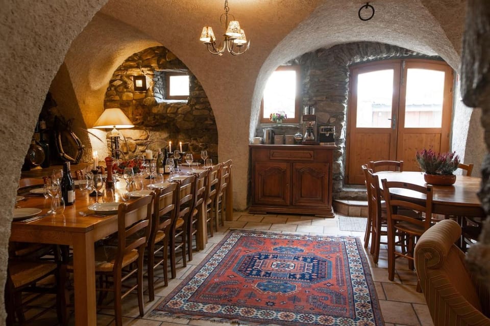 33 people - Amazing spacious, alpine retreat Chalet in Vaujany