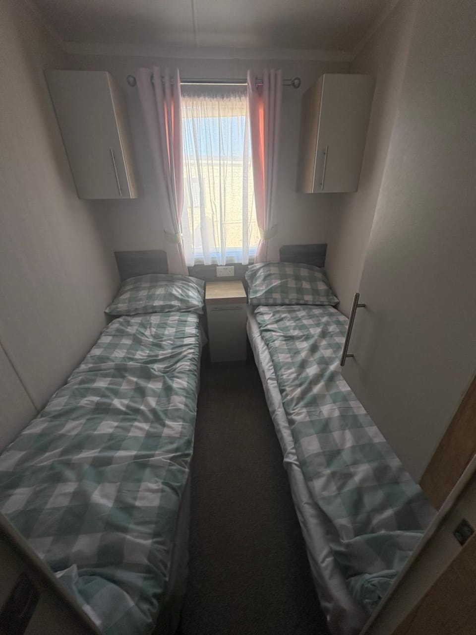 Luxury caravan gold Apartment in Hastings