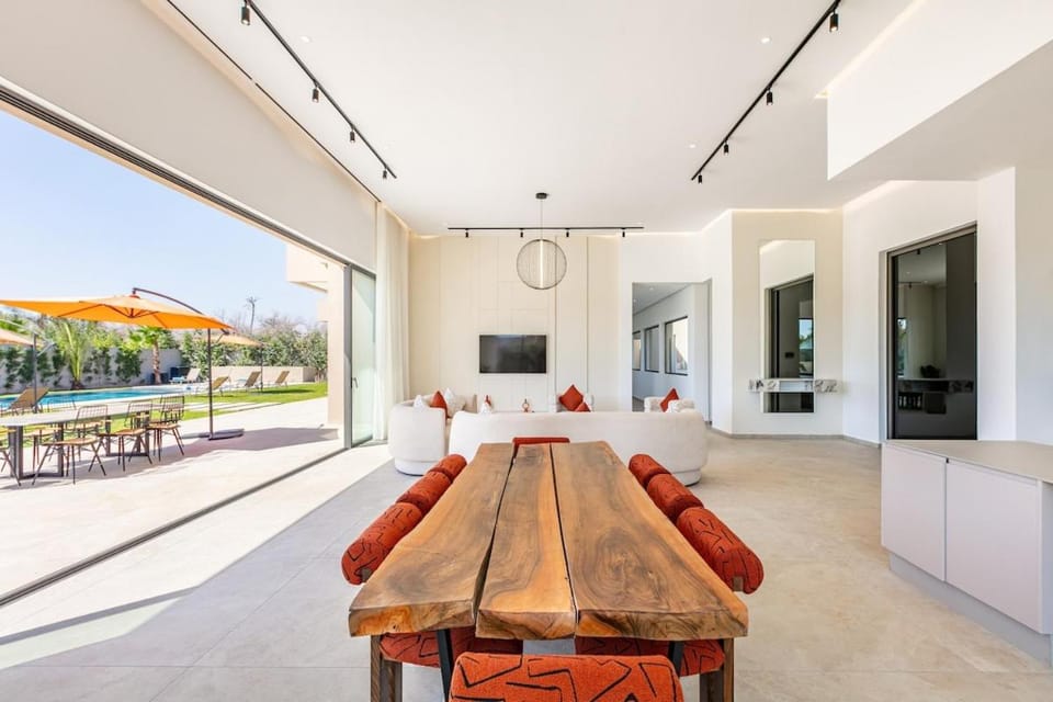 Villa Rubis Jacuzzi &Heated Pool 15min Center Villa in Marrakesh
