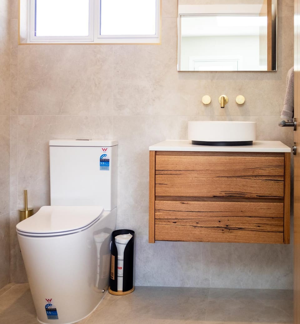 Toilet, Bathroom