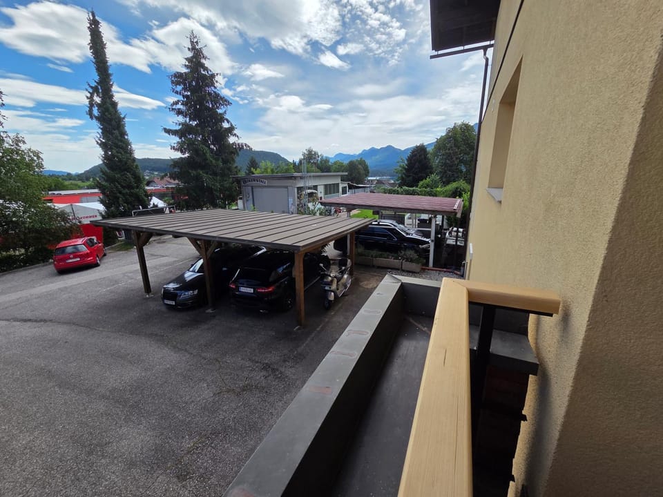 Ferienhaus Seeblick Top 14 Apartment in Villach