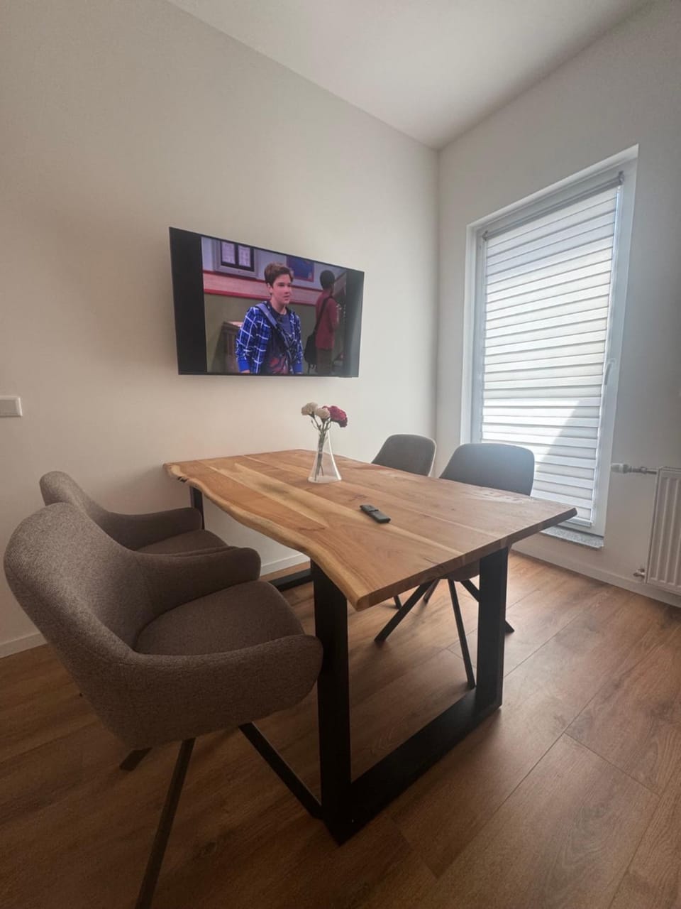 Communal lounge/ TV room, Communal lounge/ TV room, Living room, Seating area, Dining area