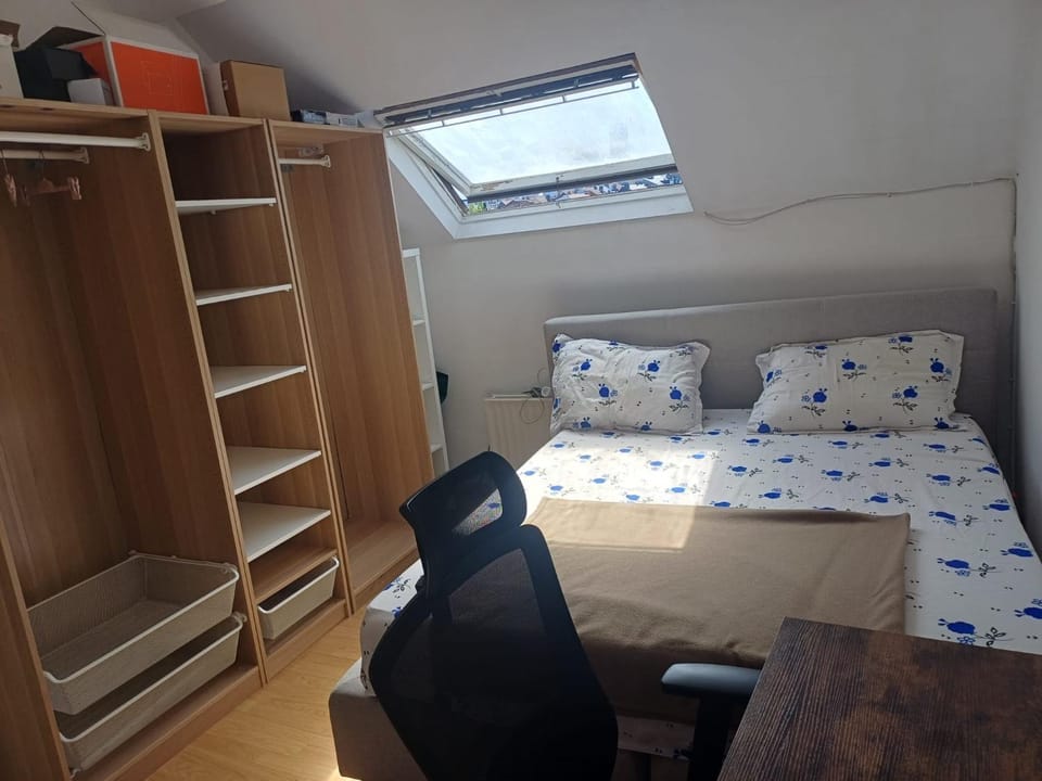 Belle chambre à Bruxelles jette Vacation rental in Brussels