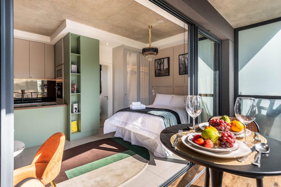 BHaus Faria Lima VN Millennium Vila Olimpia - Grand Apartment Deluxe 47m2 com Vaga de Garagem - 3o andar - Condomínio Alto Padrão - Academia - Piscina - Lavanderia - ml38 Apartment in Sao Paulo City