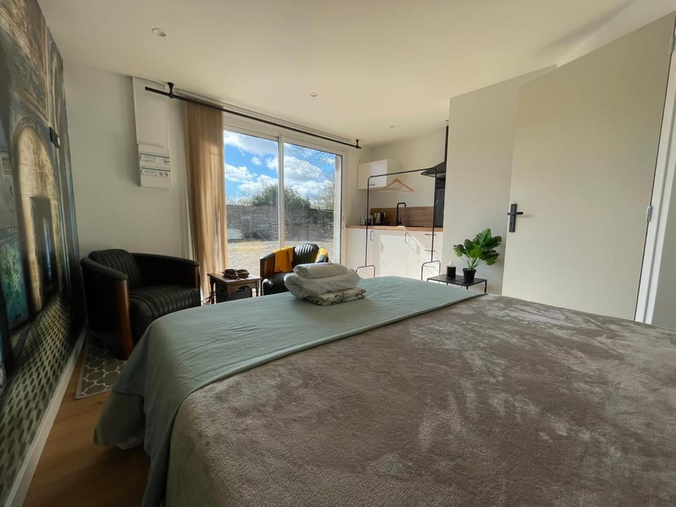 Living room, Bedroom