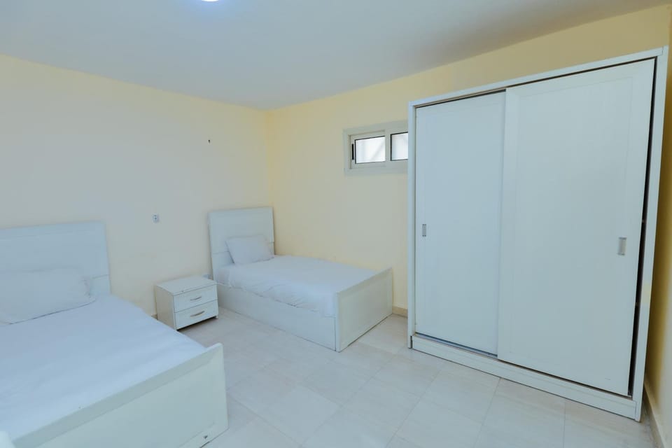 Bed, Living room, Photo of the whole room, Seating area, Bedroom, wardrobe
