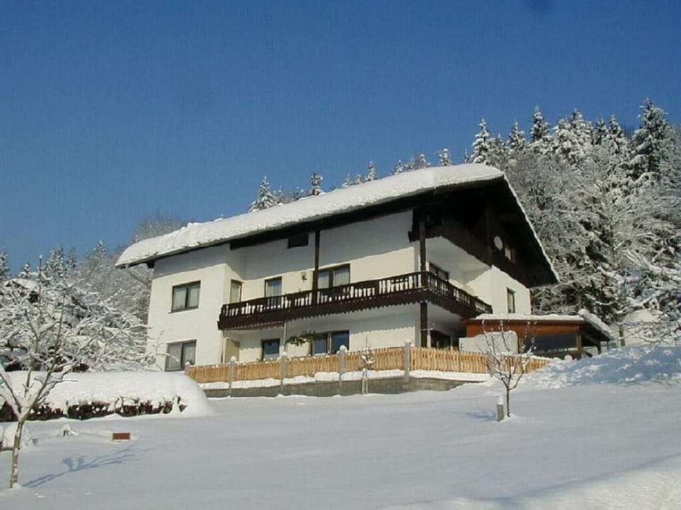 Property building, Winter