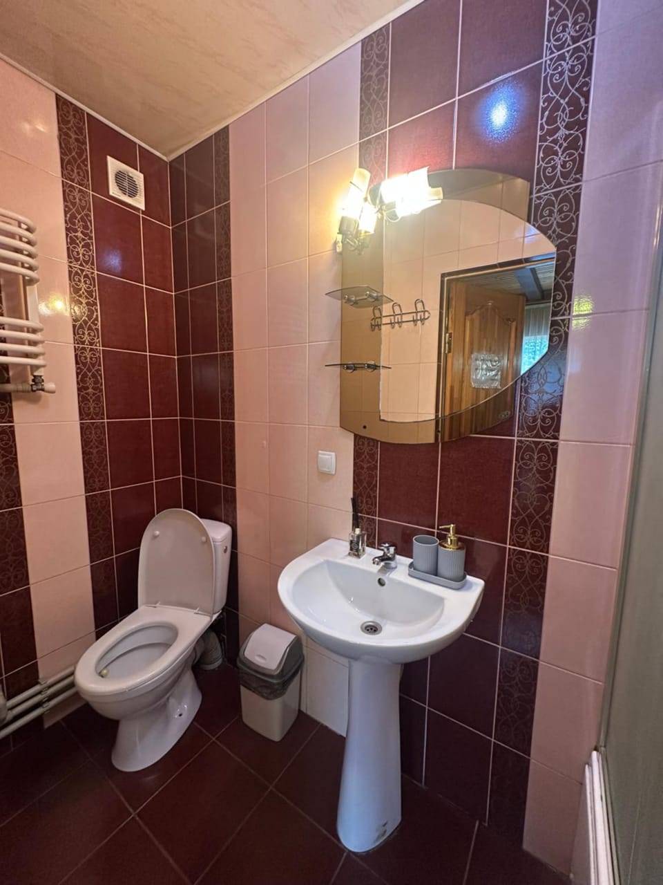 Розмарин Bed and Breakfast in Ukraine