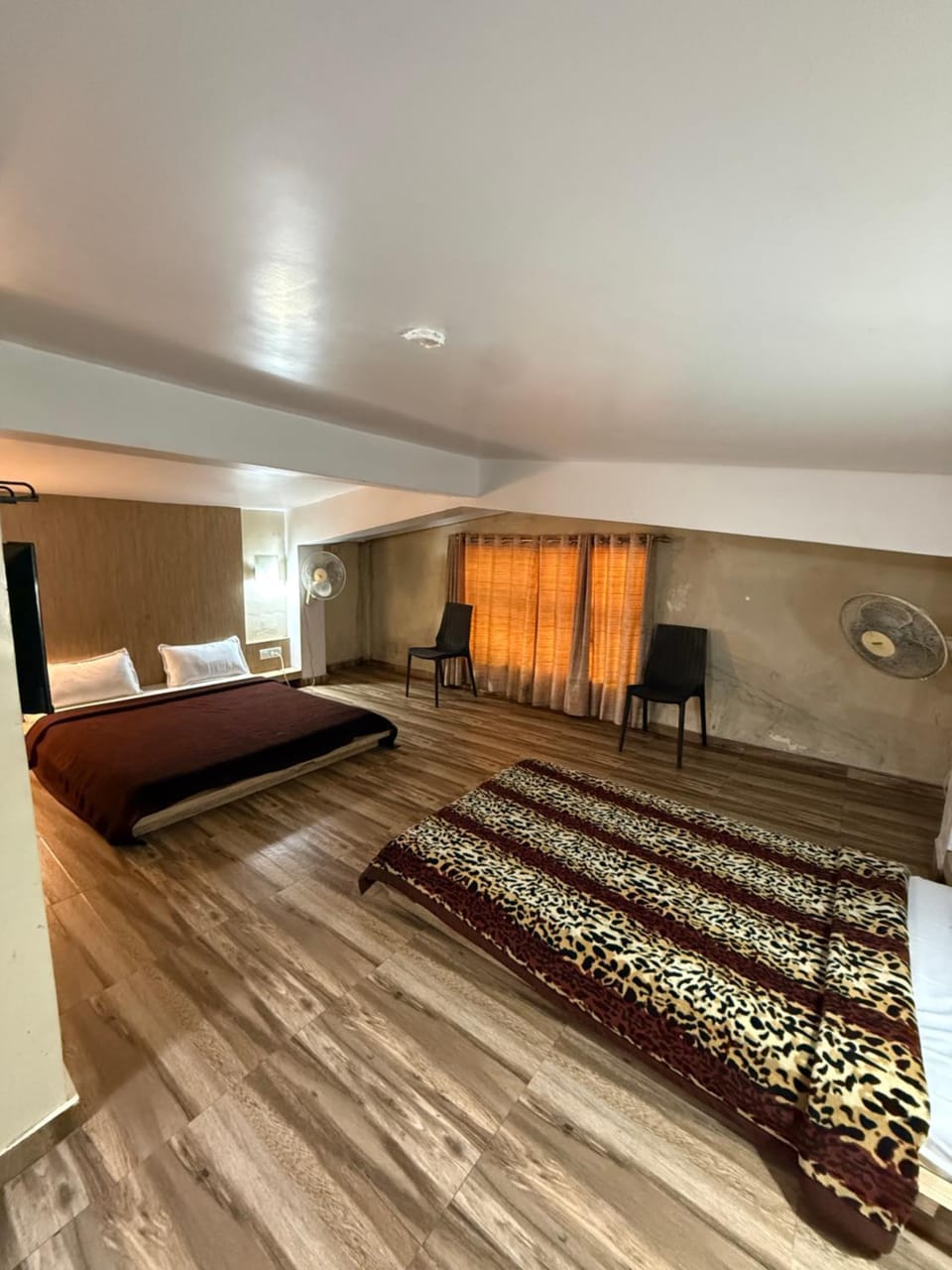 Hotel Golden Crown Nature lodge in Mahabaleshwar