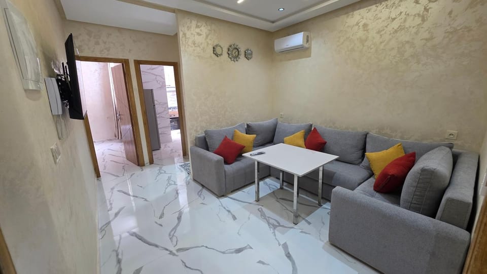 TV and multimedia, Living room, air conditioner