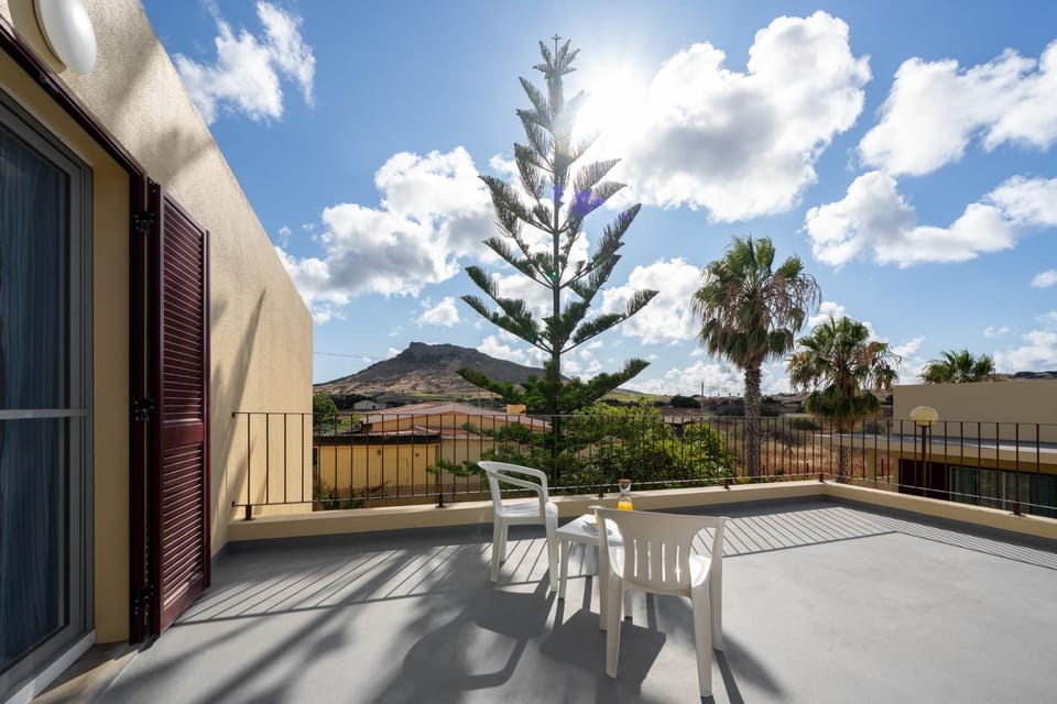 Day, Balcony/Terrace, Mountain view