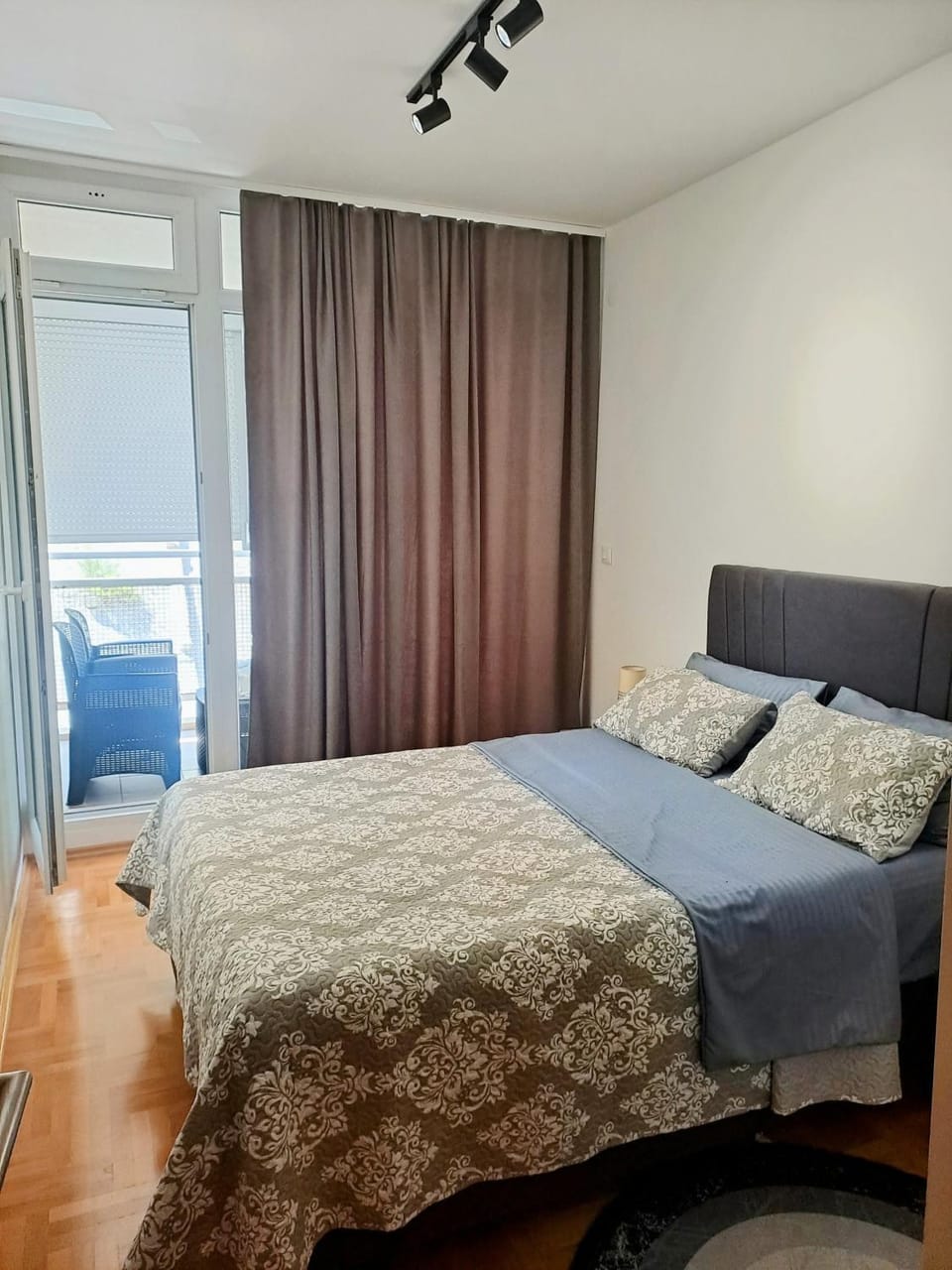Forest View Modern 2BR Apartman Budva Apartment in Budva