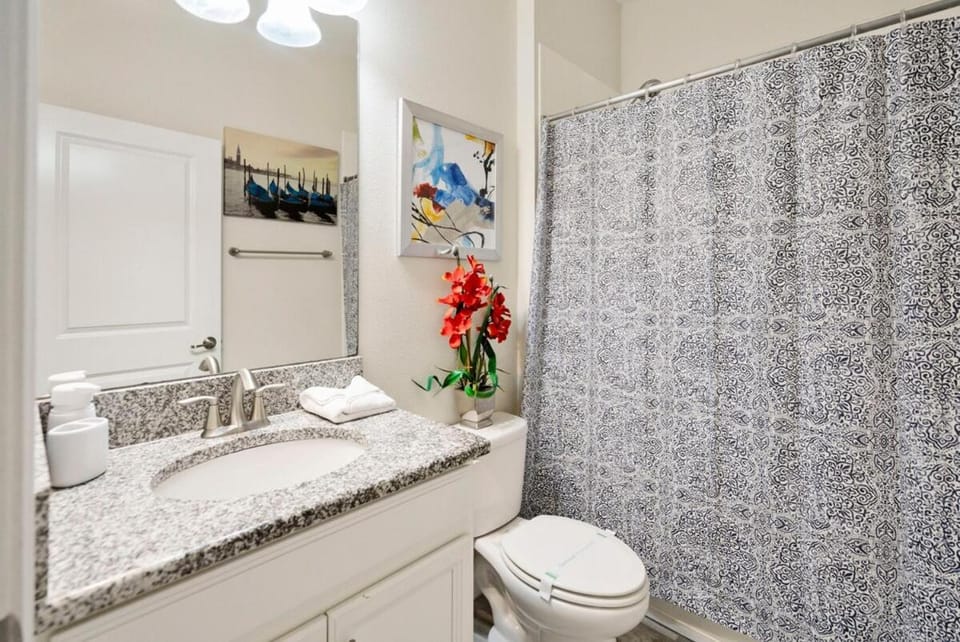 Storey Lake Splash 5BR Pool Fun Villa in Kissimmee