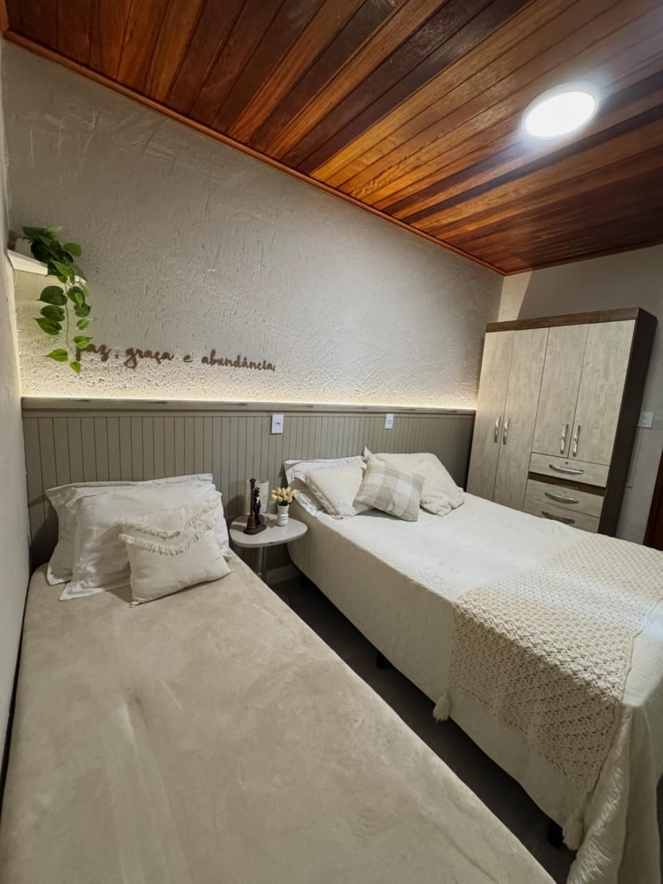 Apto na Barra da Lagoa a 2 min da praia para 5 hospedes Apartment in Florianopolis