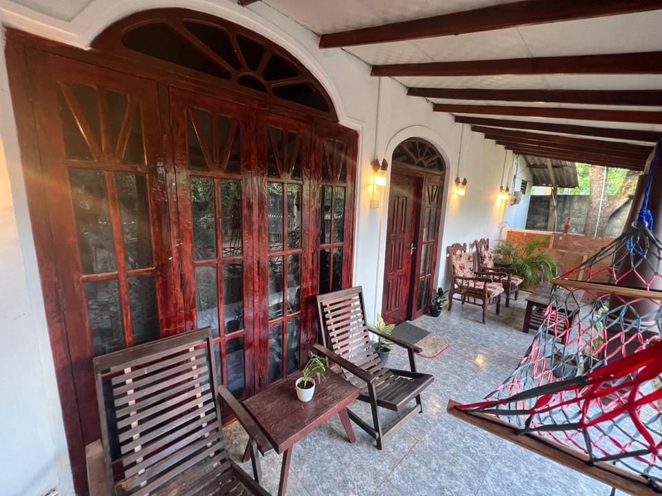 Mango Family villa Bed and Breakfast in Dambulla