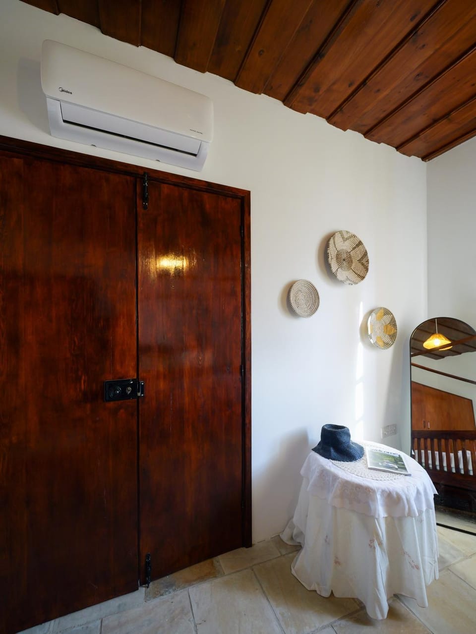 Decorative detail, Bedroom, air conditioner