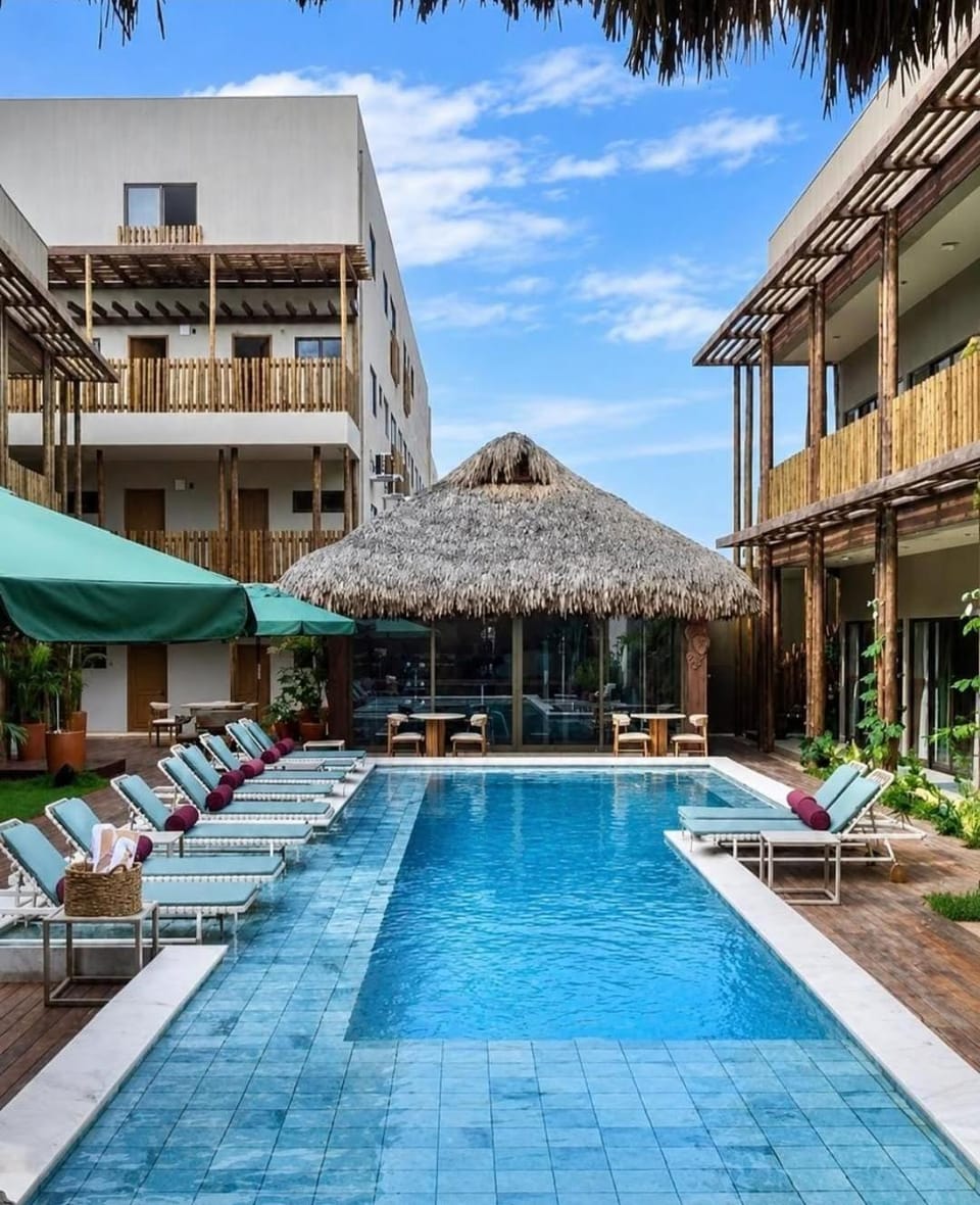 Pool view, Swimming pool
