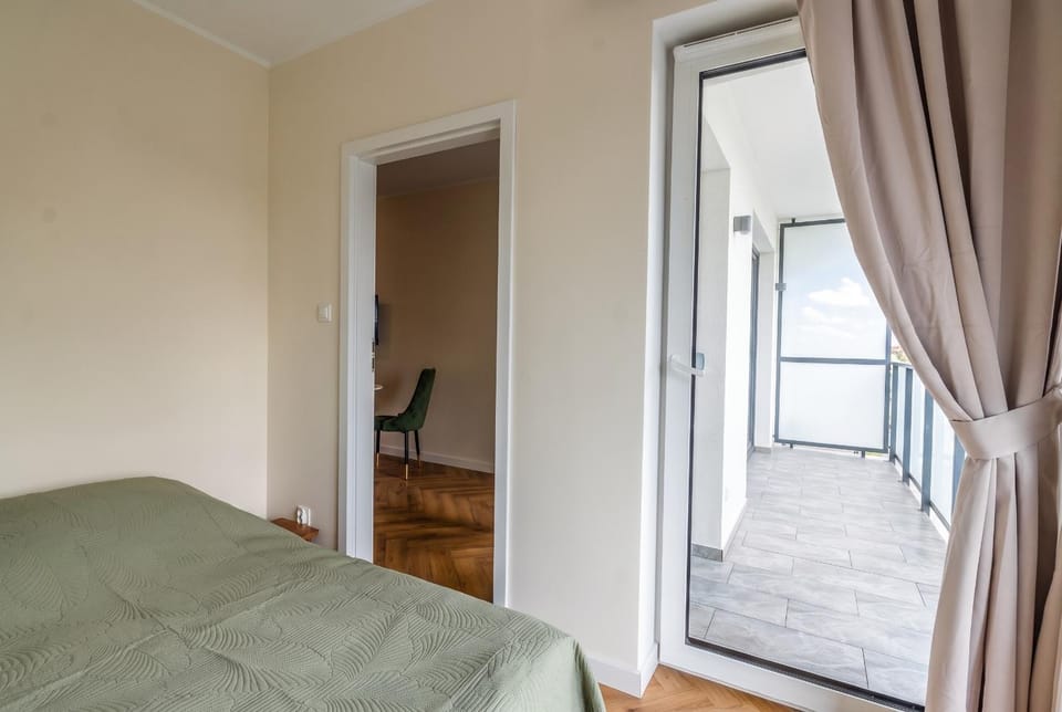 Seating area, Bedroom