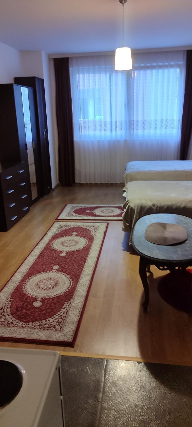 V floor Apartment in Europe