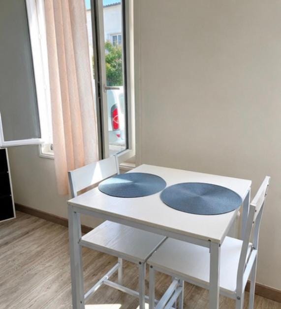 Grand studio spacieux Apartment in Nouvelle-Aquitaine