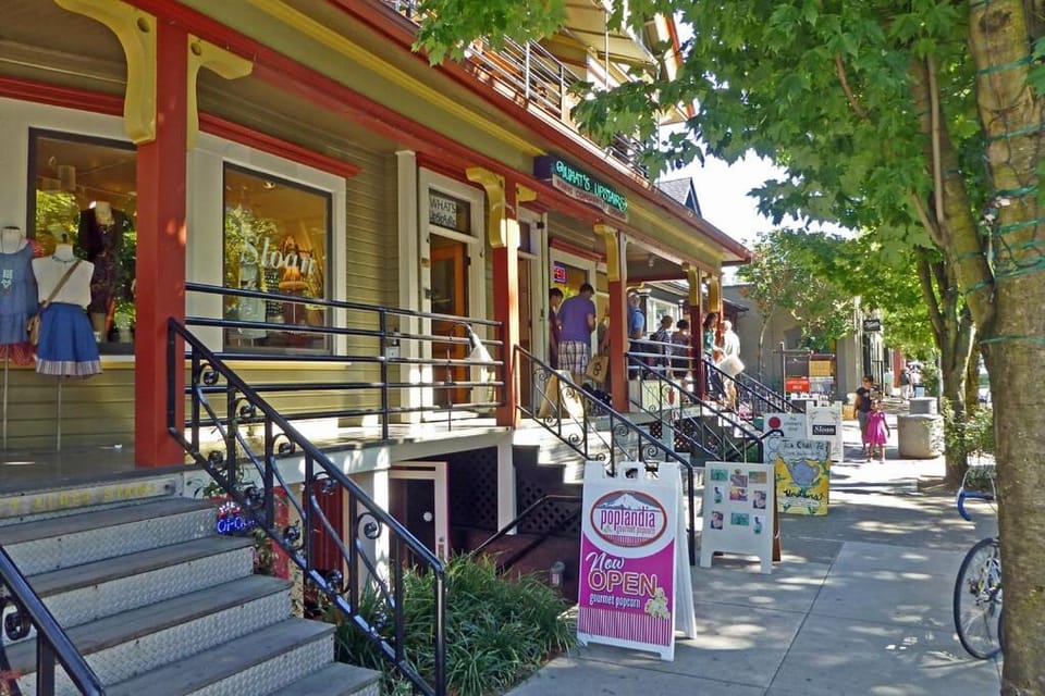 Walkable NW Portland NW23rd and Forest Park Apartment in Portland