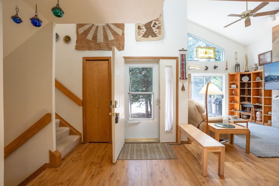 Frisco Creekside Hideaway: Dog-Friendly, Private Hot Tub, Walk To Main Street House in Frisco