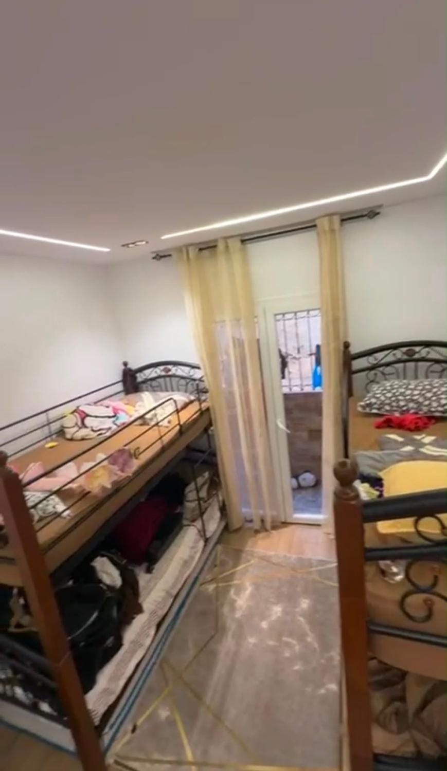 appartement T3 situé à Paradis Plage Apartment in Oran Province, Algeria