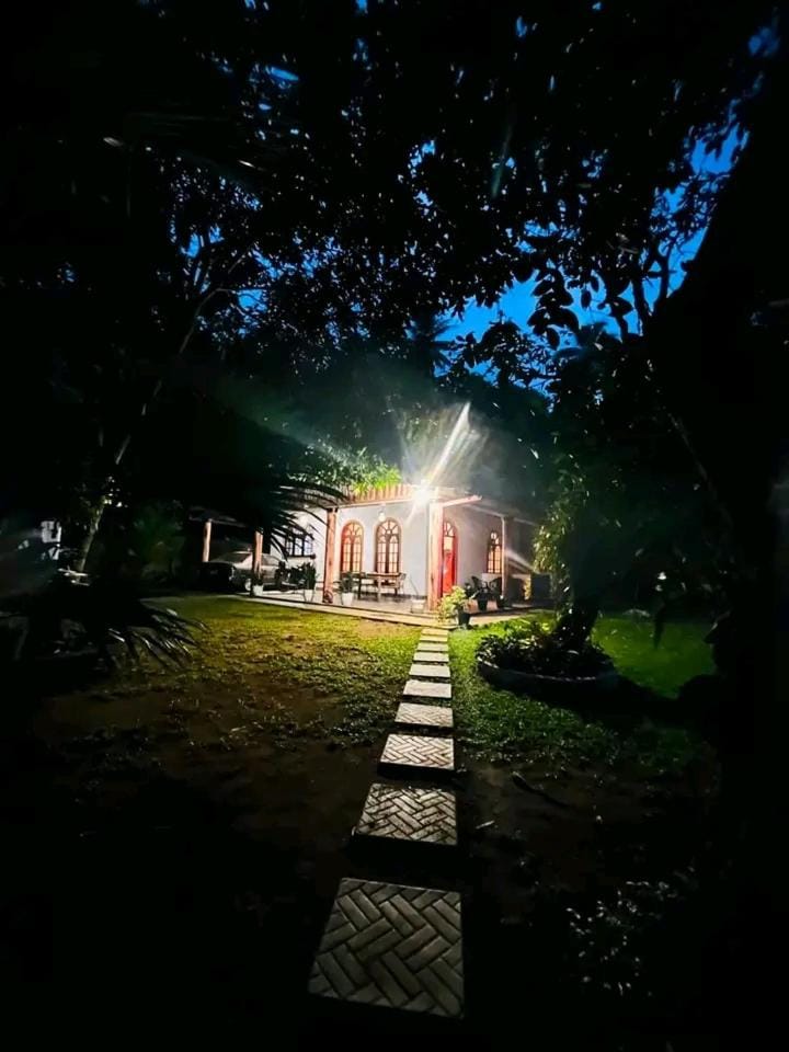 Birdsong Haven Kandy Vacation rental in Gangawatakorale