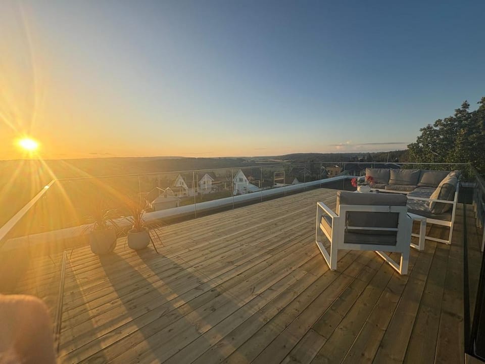 Funkisdrøm with pool proximity to the beach Villa in Västra Götaland County