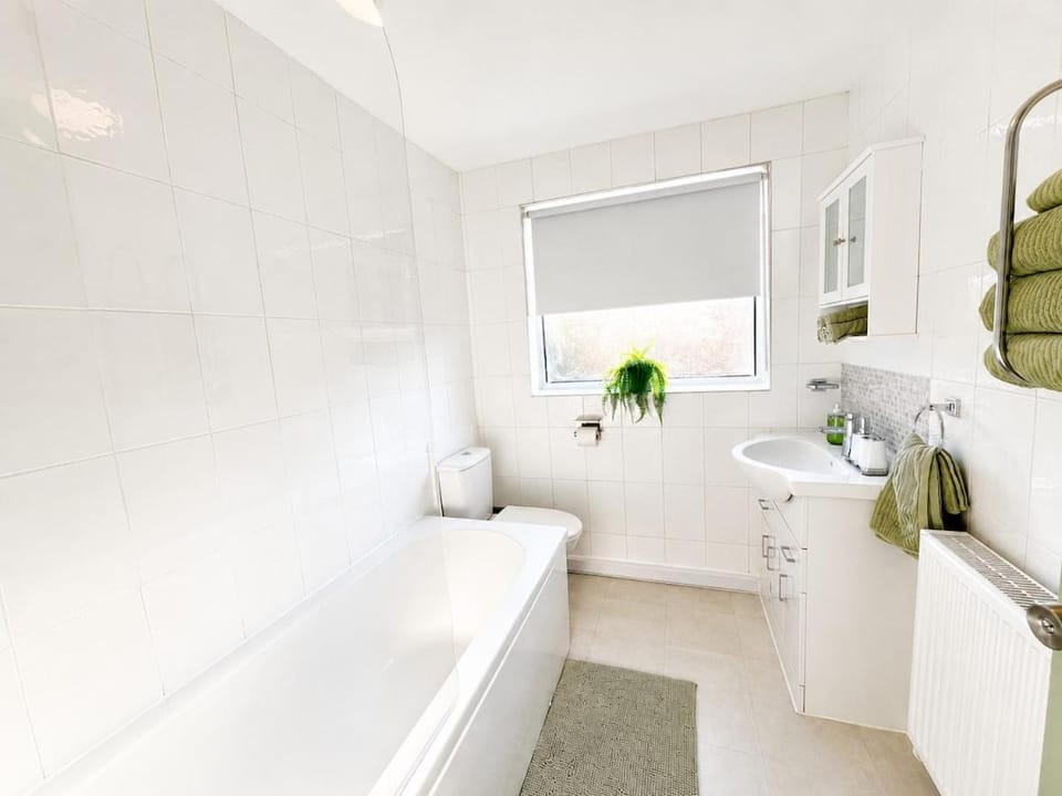 Bathroom, Bath