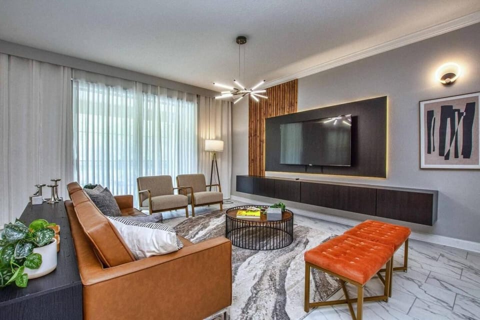 Luxurious 9BR Home with Spa at Storey Lake Resort House in Kissimmee