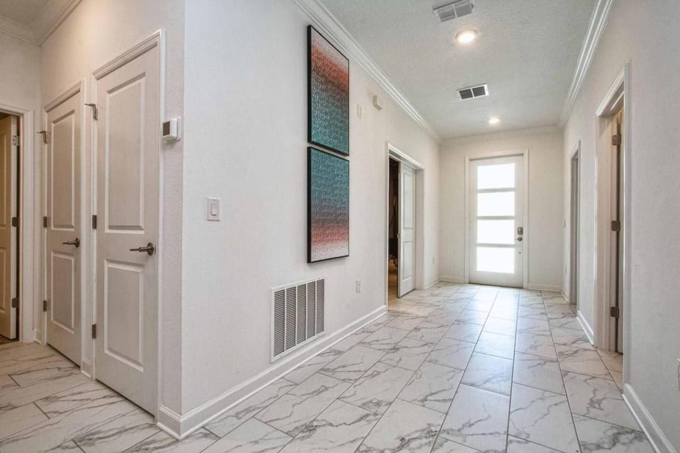 Luxurious 9BR Home with Spa at Storey Lake Resort House in Kissimmee