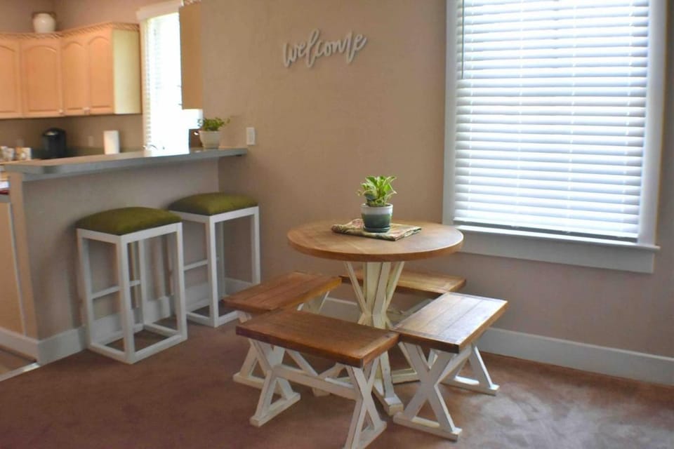 Cozy and Comfy 2BR 2BA Apt Easy Walk to Historic Downtown Apartment in Saint Augustine