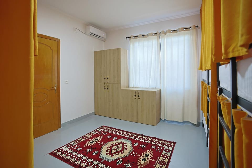 internet, air conditioner