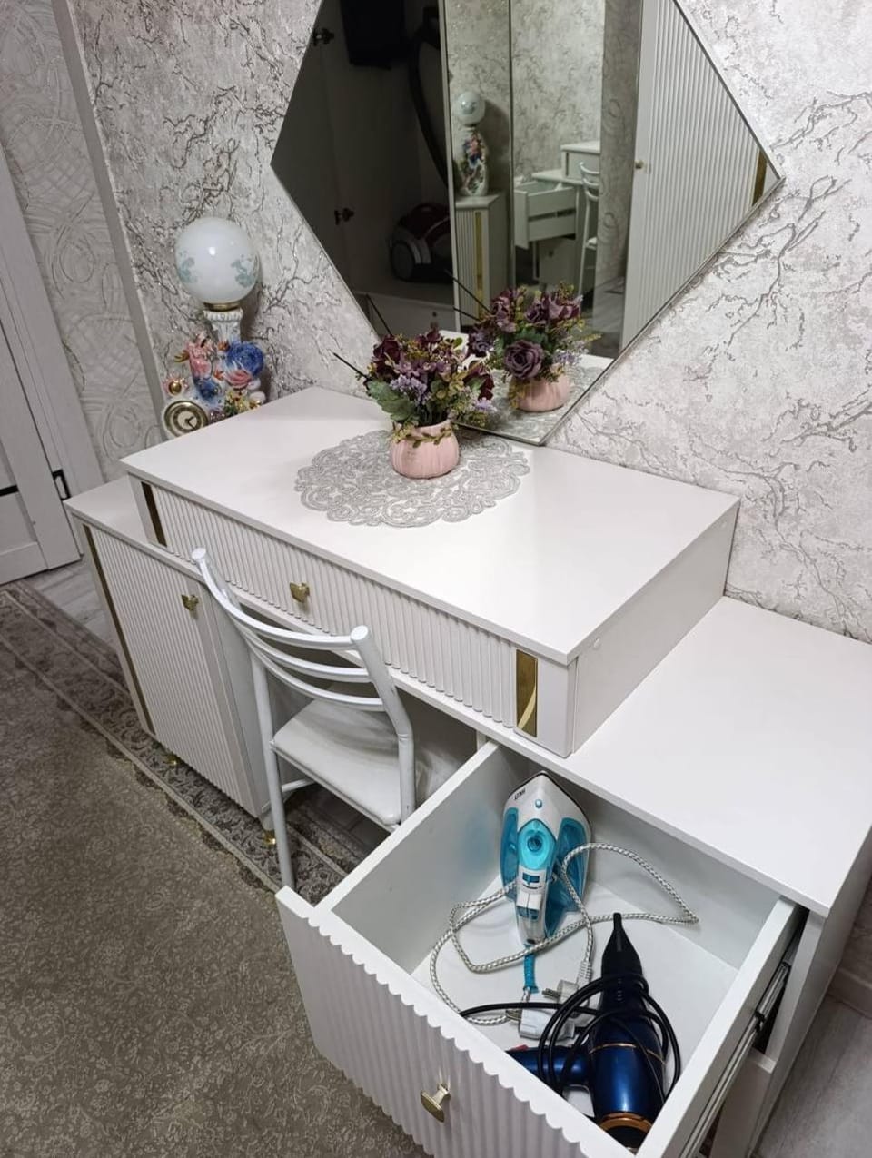 Двухкомнатная, уютная квартира в центре Apartment in Almaty Region, Kazakhstan