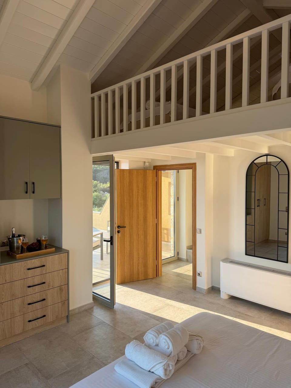 Bed, Bathroom, Bedroom, towels